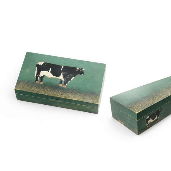 Vintage Folk Art Cow Wooden Box Green Hand Painted Farmhouse 8" - Picture 4 of 4